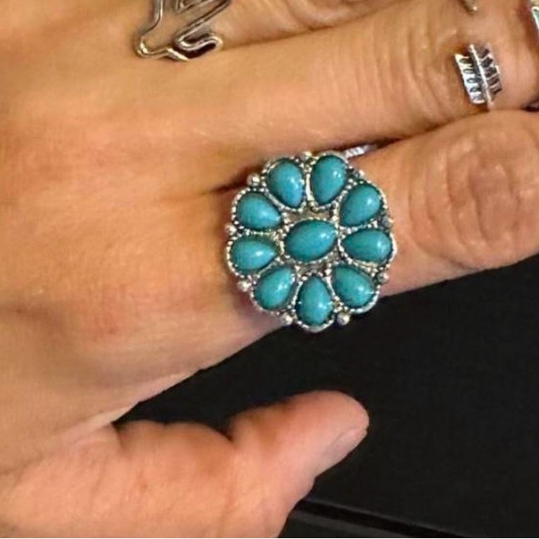 Size 6 Silver And Turquoise Ring